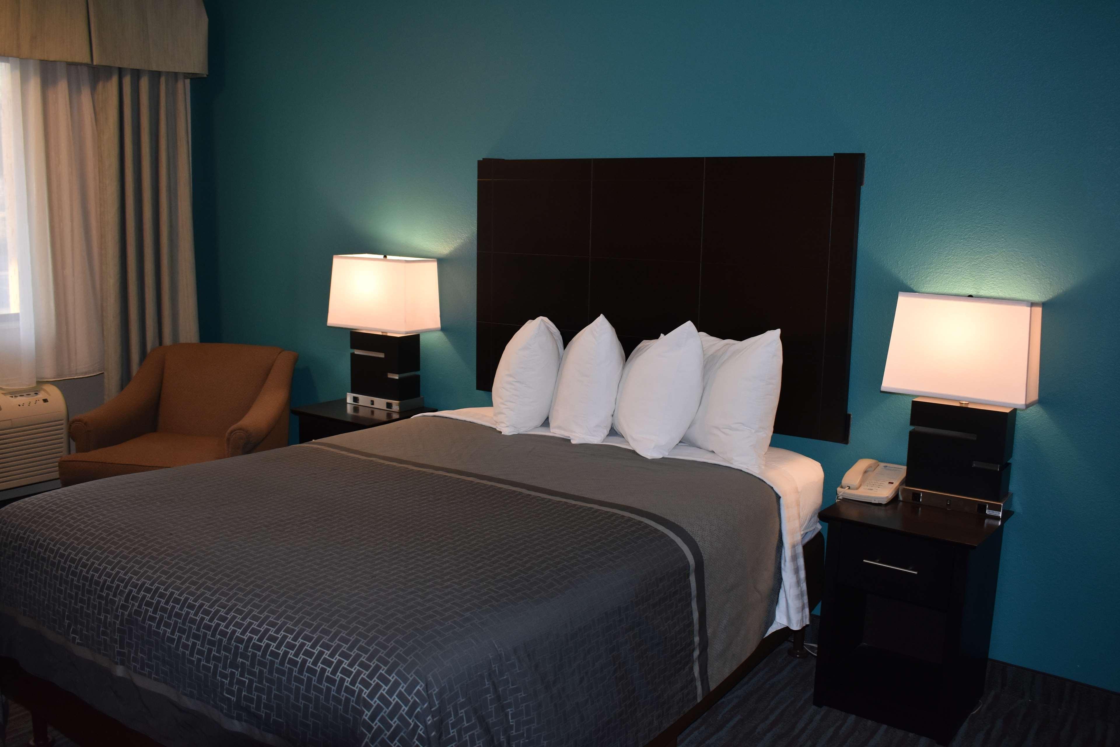 Best Western Apricot Inn Chaney Ranch Dış mekan fotoğraf